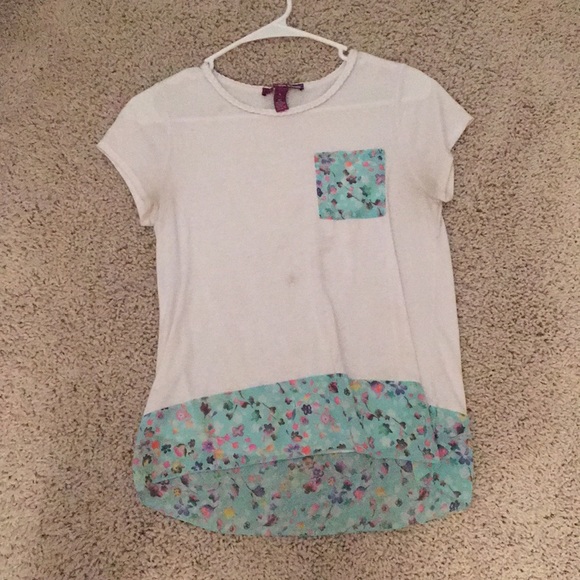 Flowery White T-Shirt - Picture 4 of 4